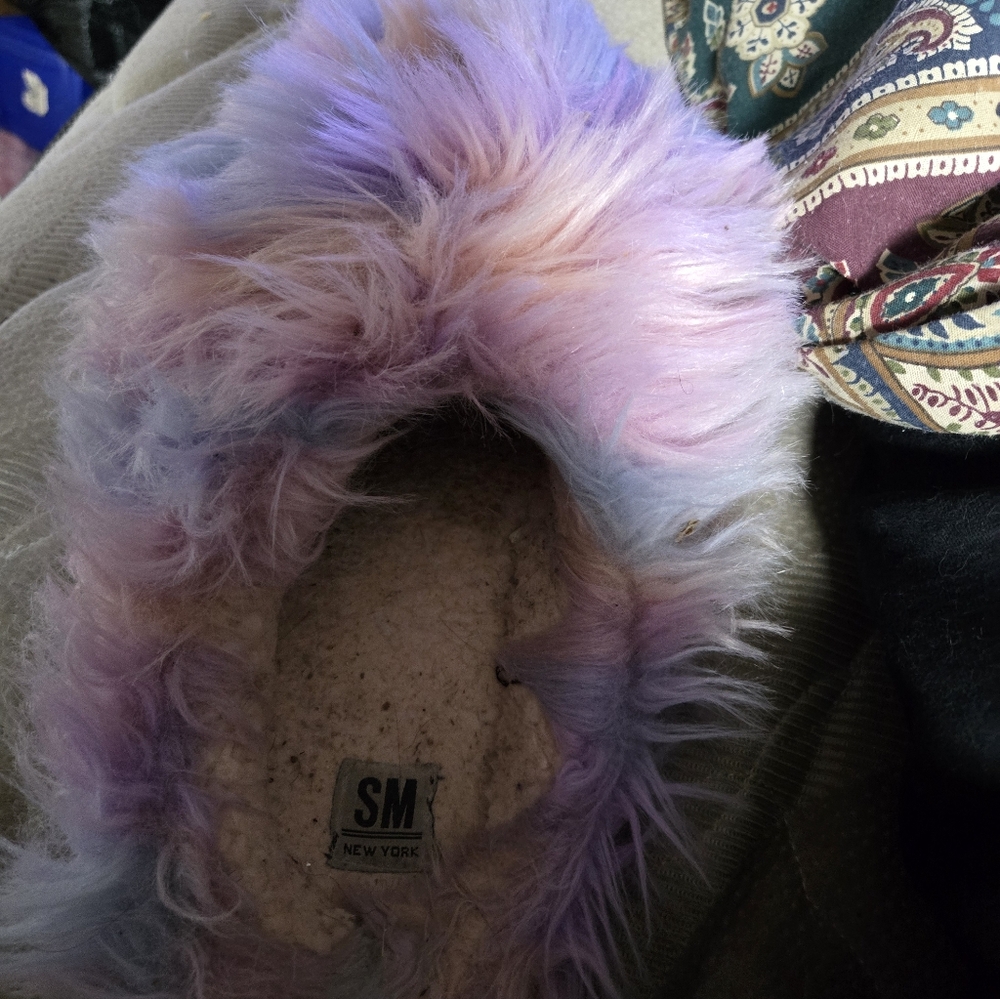 SM New York Pastel Furry Slippers
